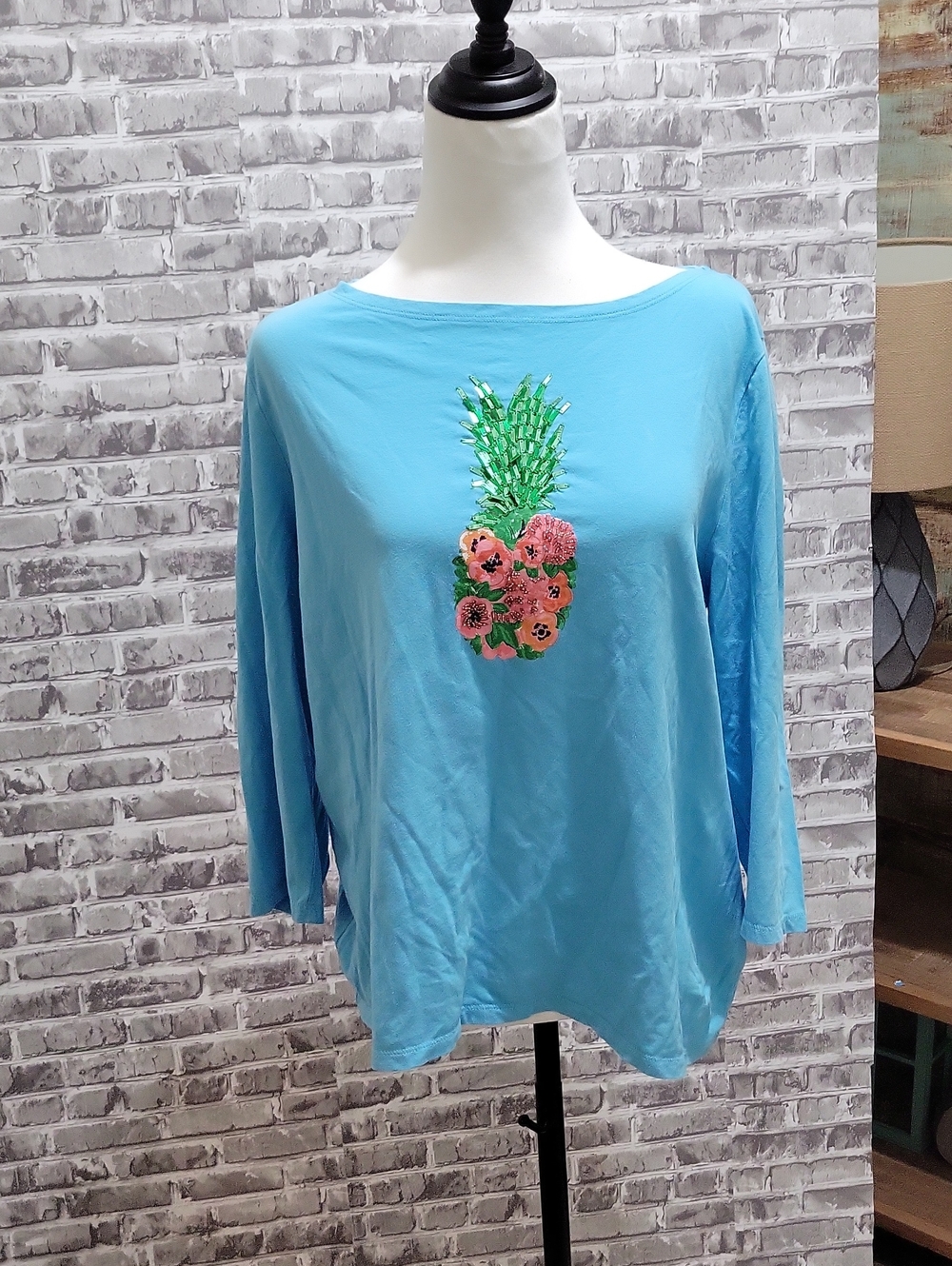 Talbots Sky Blue Long-Sleeve Cotton Tee with Embellished Pineapple Womens  XLP
